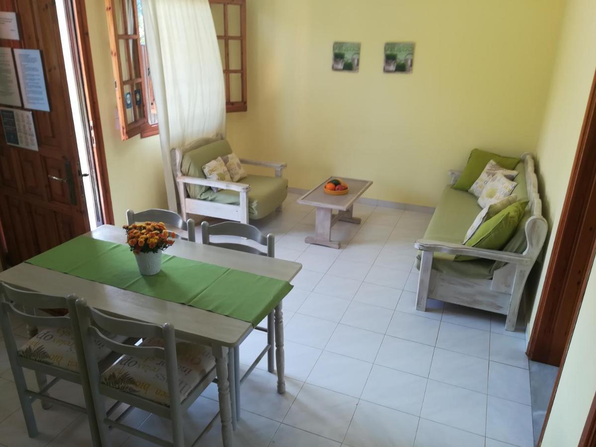Olga'S Garden Apartments Альмирос-Бич Экстерьер фото