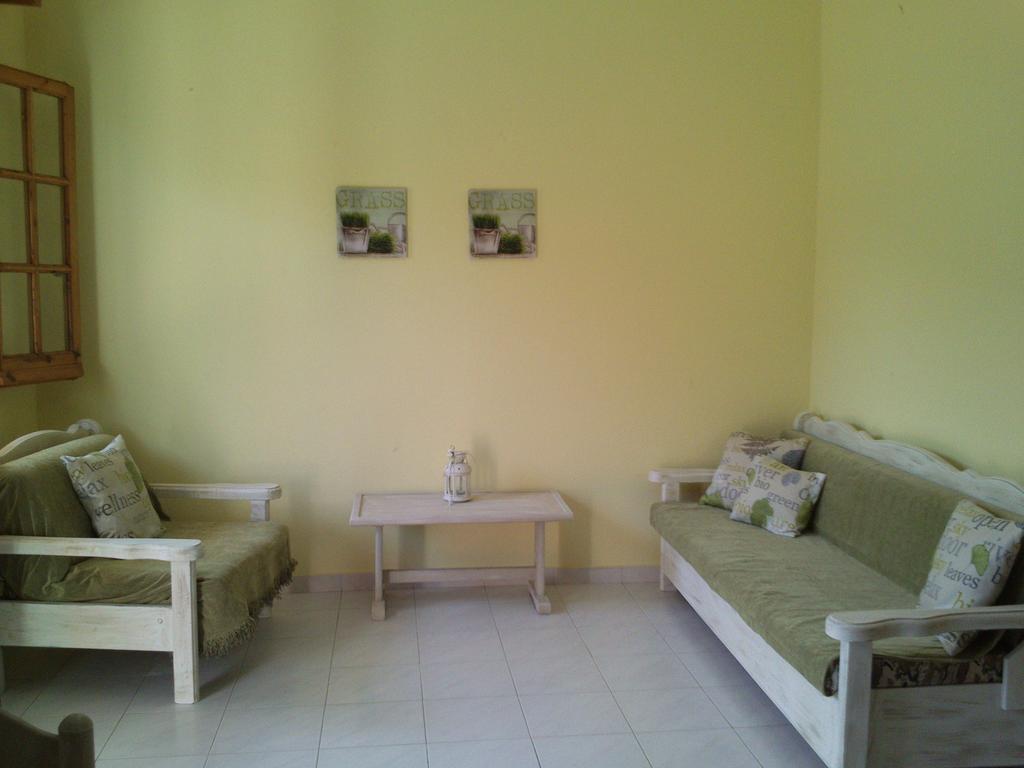 Olga'S Garden Apartments Альмирос-Бич Номер фото