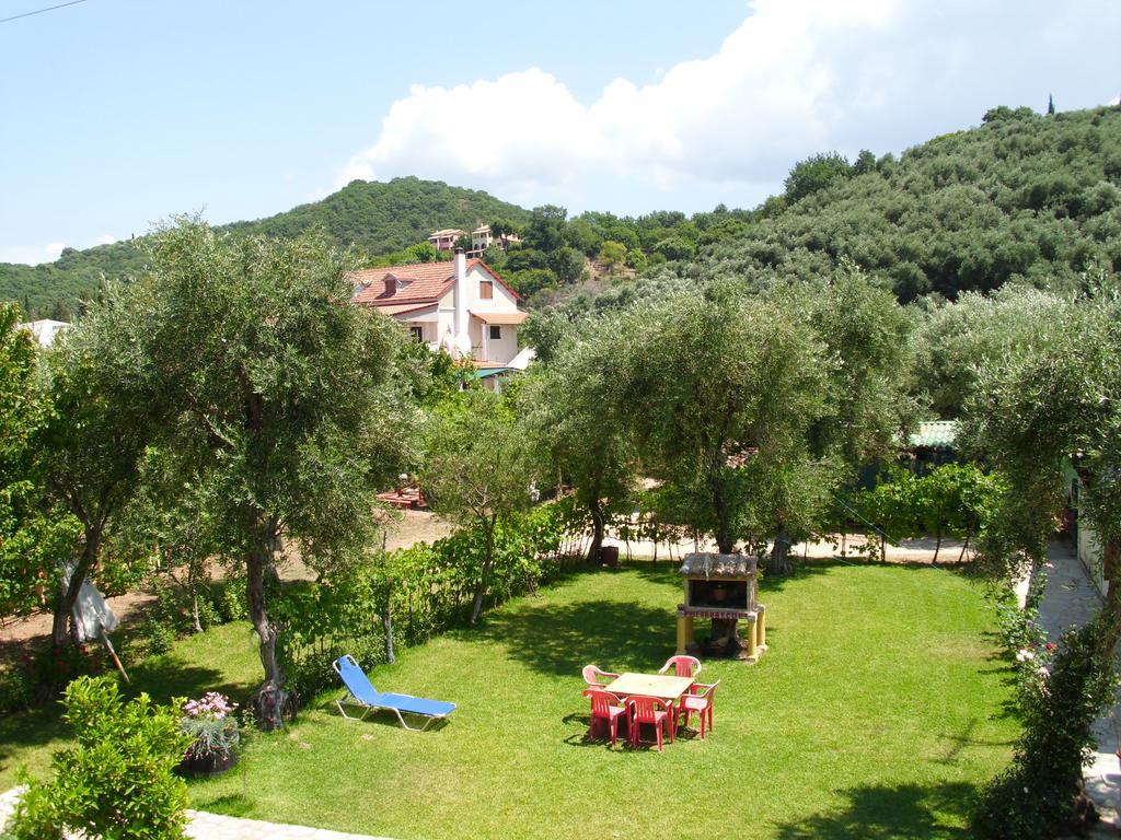 Olga'S Garden Apartments Альмирос-Бич Экстерьер фото